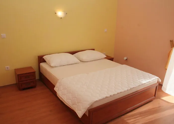 Apartamento By The Sea - 3098 Rogoznica (Sibenik-Knin)