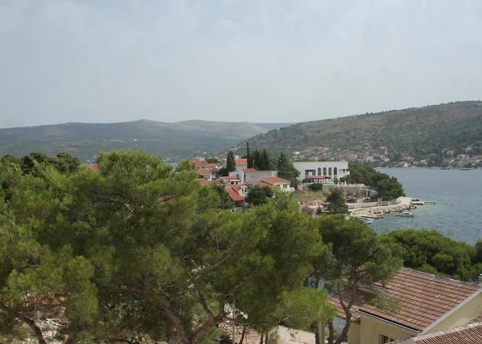 By The Sea - 3098 * Rogoznica (Sibenik-Knin)